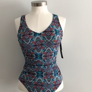 NWT✨DreamSuit By Miracle Brands Multicolored Suit